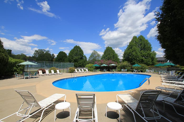 ogunquit maine hotel motel waterfront amenities indoor pool
